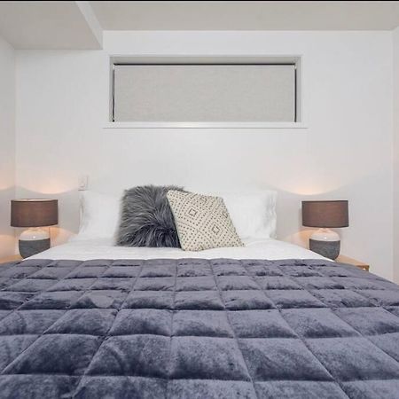 City Centre Apartment Close To Hagley Park Christchurch Eksteriør bilde
